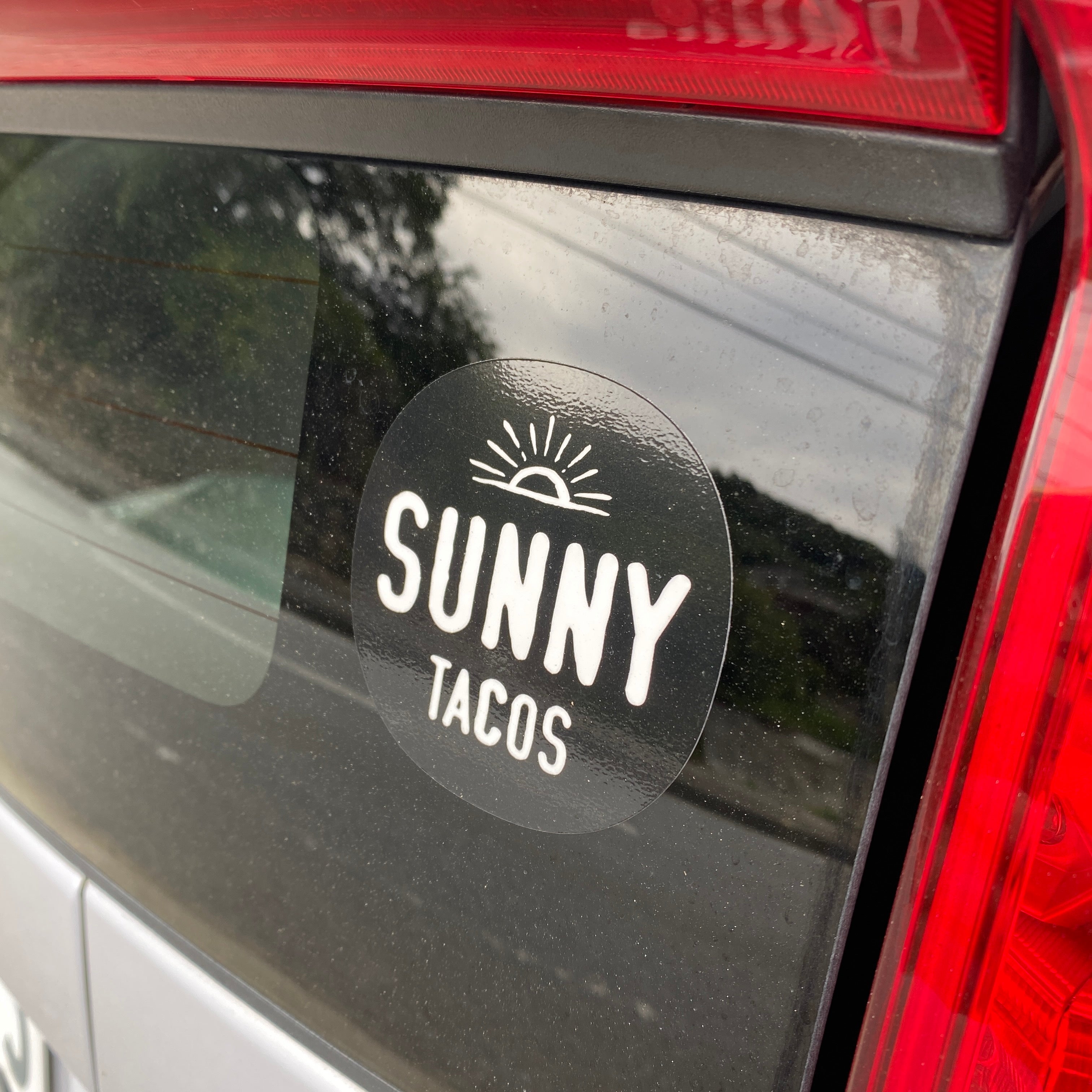 ＳＵＮＮＹ　ＴＡＣＯＳ　防水ステッカー（送料込み商品）